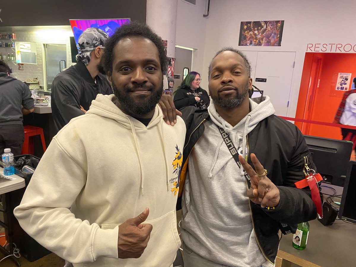 SYN I MENOD tweet media