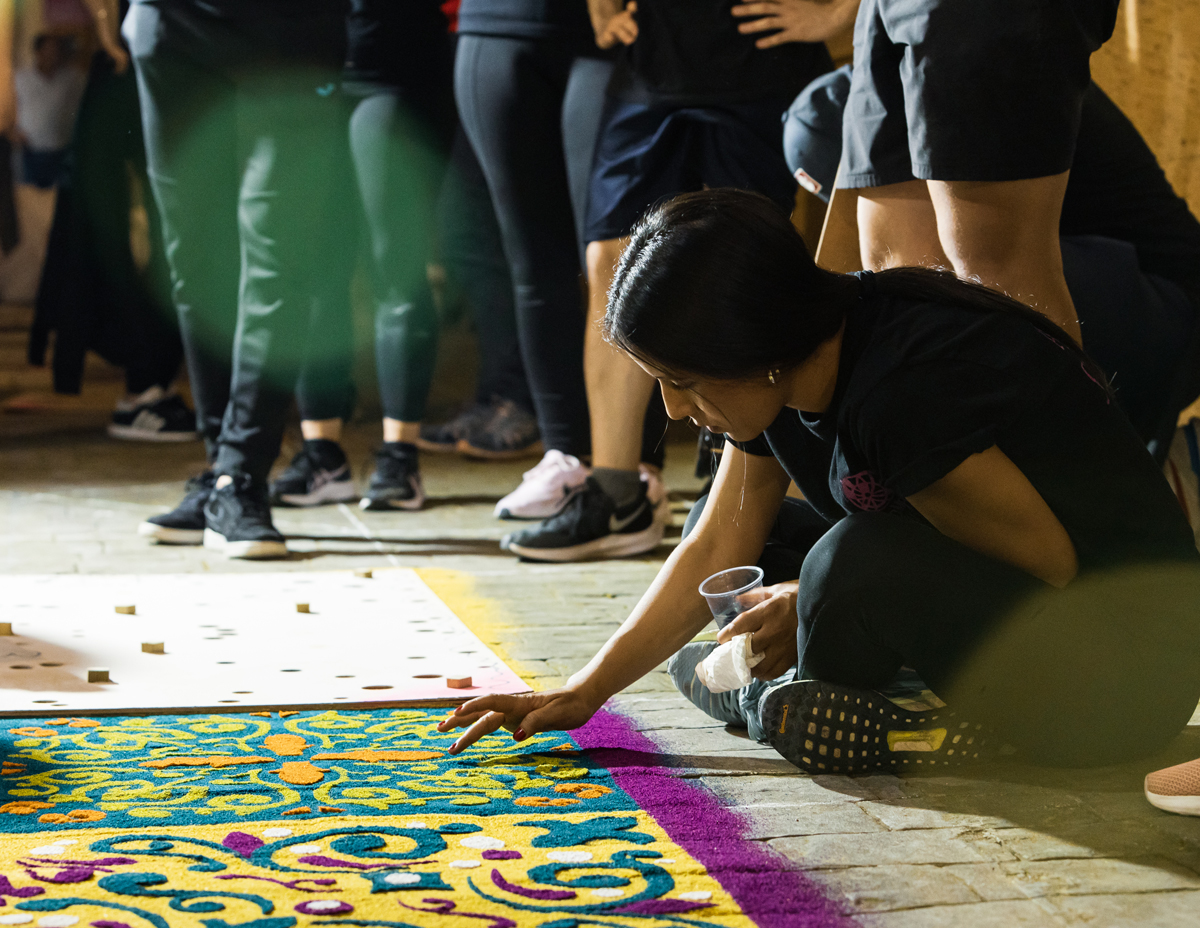 ☀️Ven a vivir 𝒆𝒍 𝒂𝒎𝒂𝒏𝒆𝒄𝒆𝒓 𝒎𝒂́𝒔 𝒃𝒆𝒍𝒍𝒐 en Elche de la Sierra
𝟏 𝐲 𝟐 𝐝𝐞 𝐣𝐮𝐧𝐢𝐨 𝐝𝐞 𝟐𝟎𝟐𝟒

alfombrasdeserrin.com