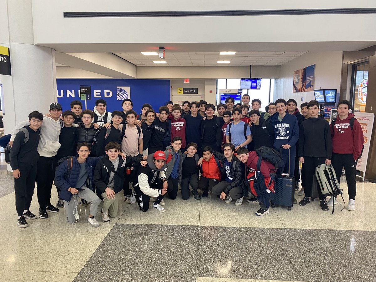 #BeingUnited it’s Spring Break for the Boyz of Oaklawn Academy ✈️ off to Barcelona 🇪🇸 ☀️🤩