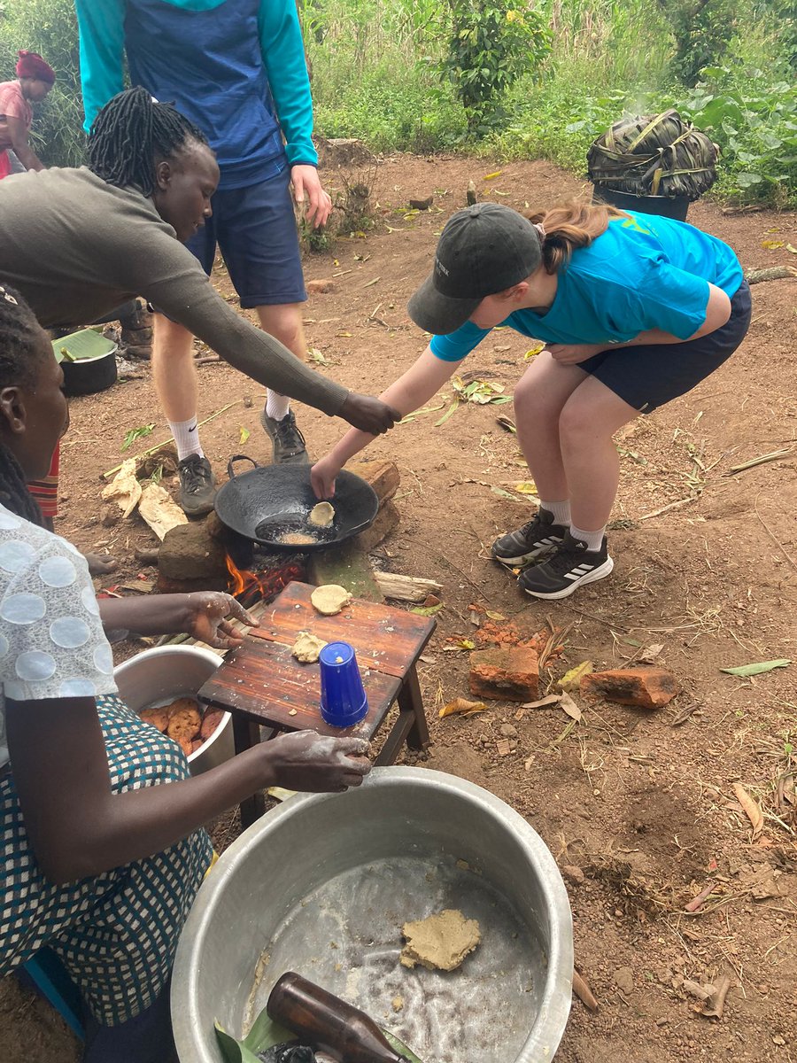Today, we visited a farm in a community that is supported by <a href="/AidlinkIreland/">Aidlink</a> and Caritas Maddo. Everyone had the opportunity to harvest bananas and coffee, weave wicker baskets make pancakes and peanut butter. It was an honour to be invited to work alongside local farmers.