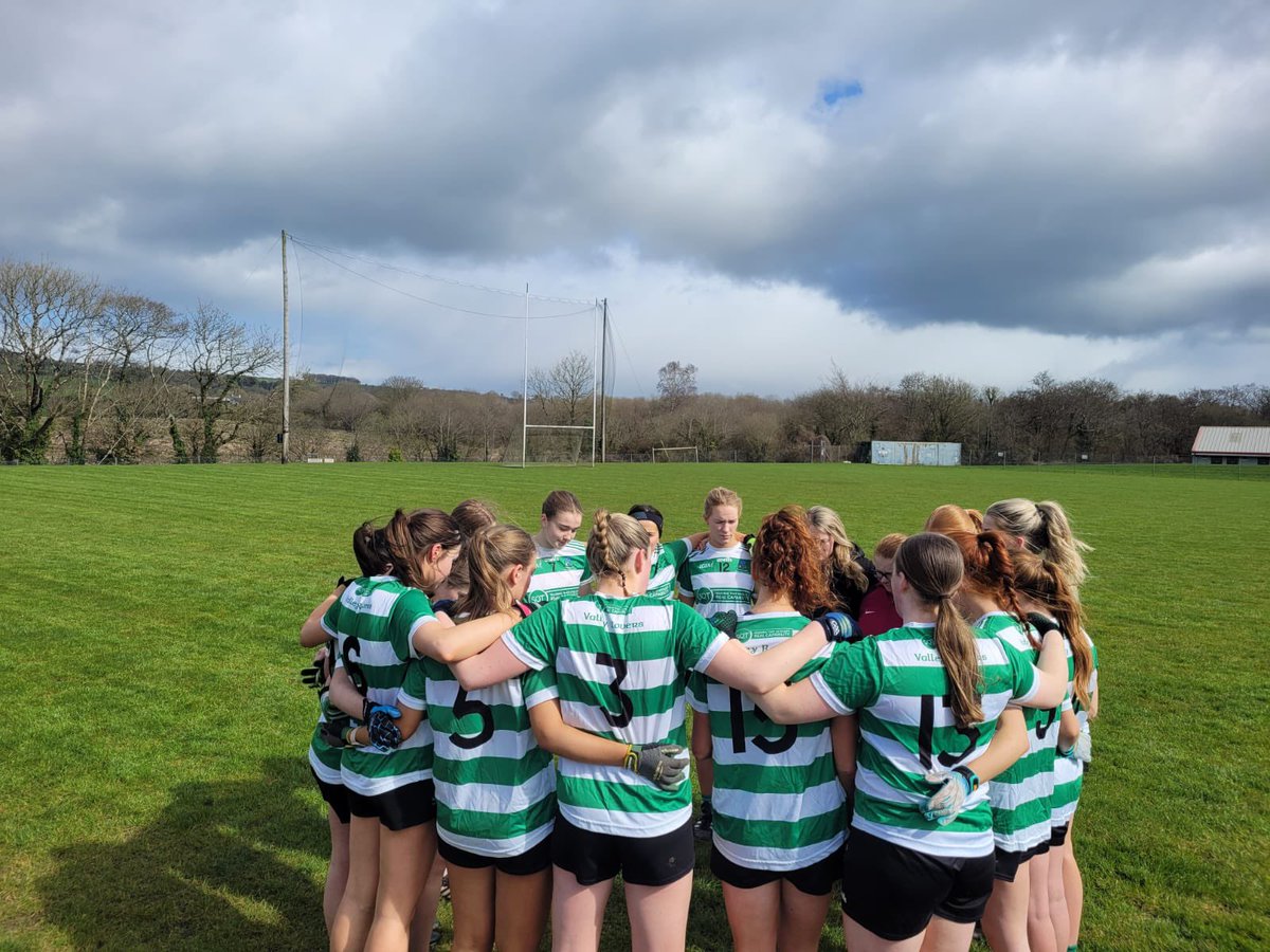Our Intermediate ladies played @RossLadiesFC in the first league game today. They put in a huge effort playing some great football & very unlucky not to get the win in a physical encounter in windy conditions. Final score Valleys 2-7, Rosscarbery 3-8. @westcorkladies @CorkLGFA