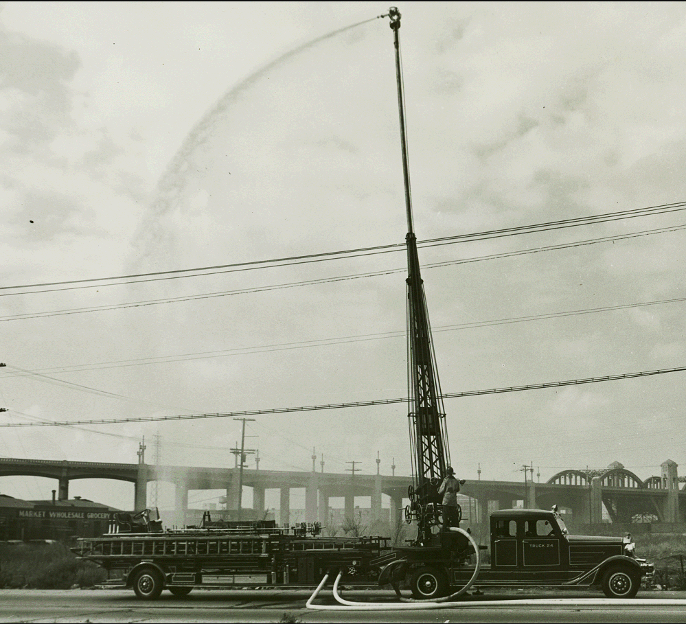 LAFDtalk's tweet photo. 86 Years Ago Today - March 23, 1938: Photographs capture @LAFD conducting pre-acceptance testing of a 1938 American La-France Tractor-Drawn 65 foot Water Tower with Sedan Cab. It entered service on April 4, 1938 as Truck 24, serving the #DTLA area.

Click images to enlarge...