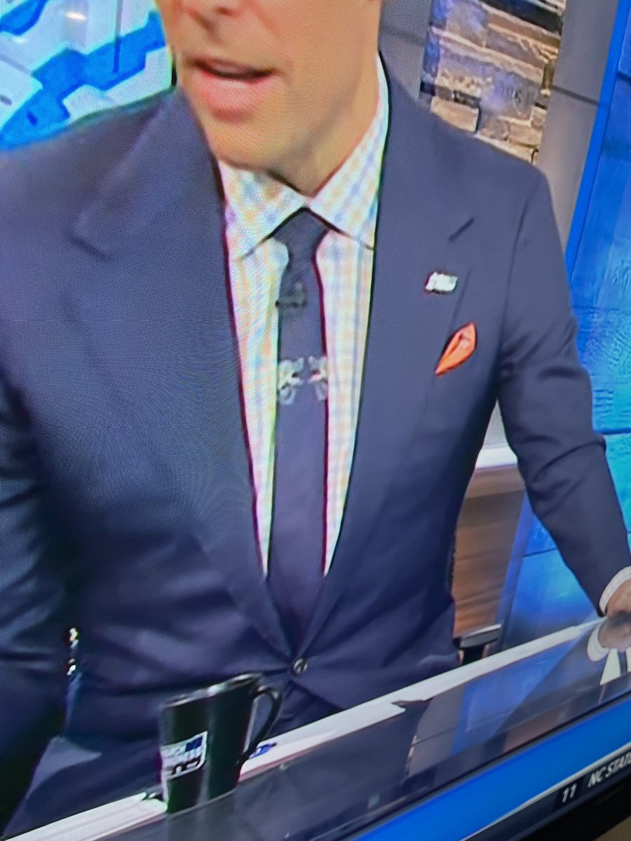 johnvicari's tweet photo. @dieworkwear Once you read something, you see it everywhere https://t.co/4aAeoJpRTd