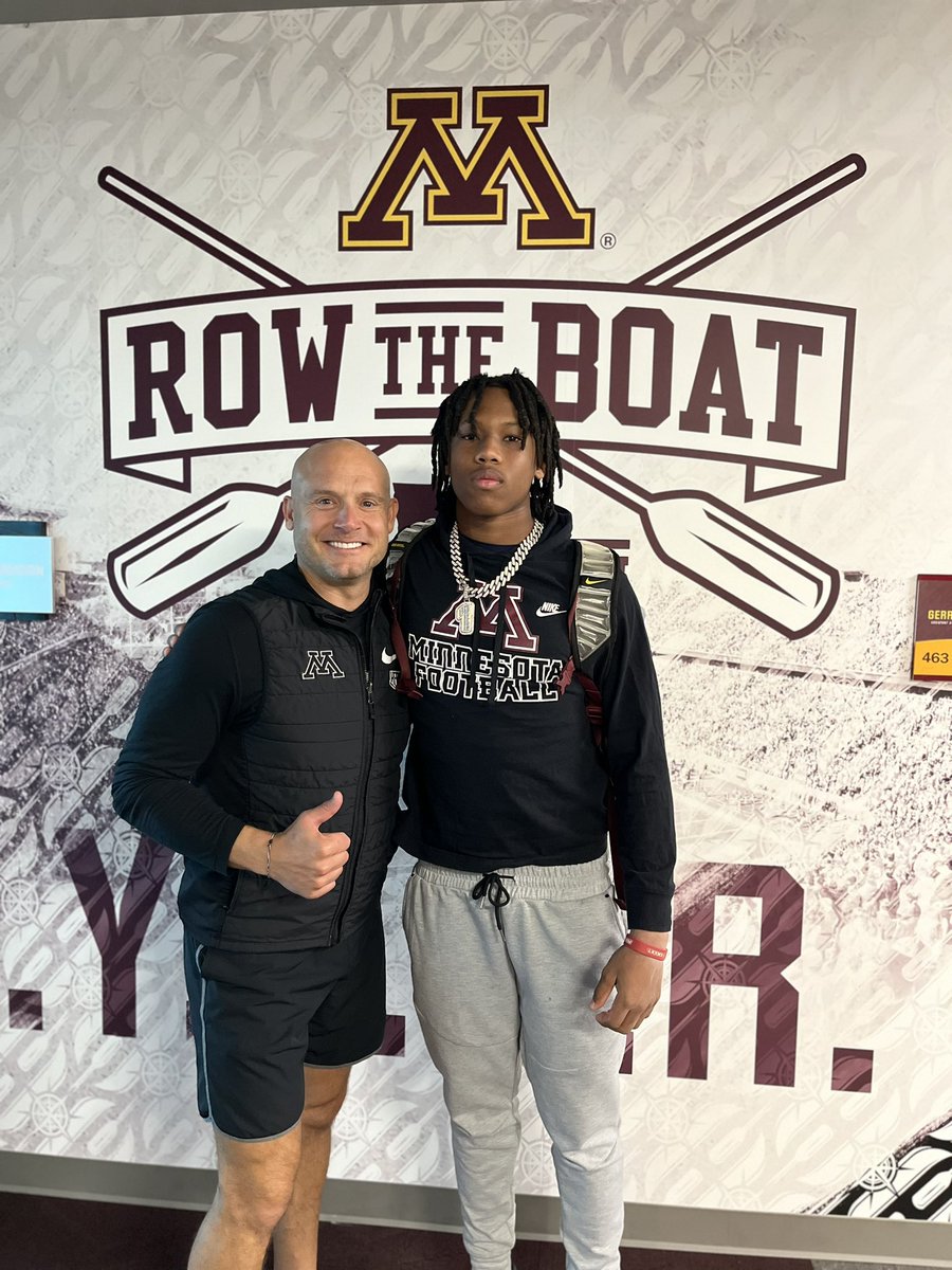 AFTER A GREAT CONVERSATION WITH @Coach_Fleck i am 1000% COMMITTED @RecruitGeorgia @ChadSimmons_
