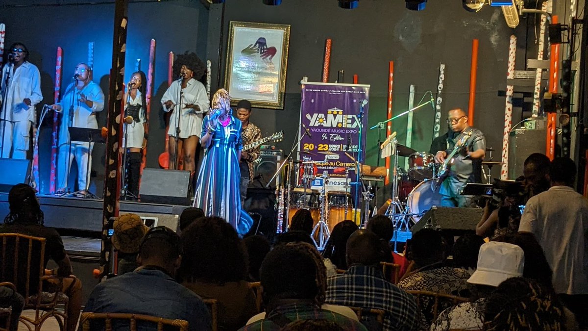 La douce ZePhiness sur la scène du #YAMEX2024 au Centre culturel Ubuntu 🔥💜🤍

#YAMEX4 #YaoundeMusicExpo #MarchéMusical #femme #Yaoundé #international #musiquecamerounaise #music