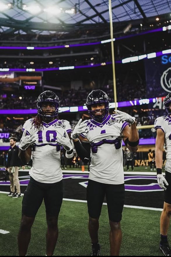 After a great visit and conversation with <a href="/CoachSonnyDykes/">Sonny Dykes</a> I’m blessed to receive an offer from Texas Christian University  #GoFrogs  🟣⚫️<a href="/CBuck08/">Carlton Buckels</a> <a href="/realCoachG/">Paul Gonzales</a> <a href="/AAFrogDC/">Andy Avalos</a> <a href="/TCUFootball/">TCU Football</a> 
<a href="/Fuller_Clint/">Coach Fuller</a> <a href="/CoachSanders05/">Nick Sanders</a> <a href="/coach_lyons47/">Josh Lyons</a>
