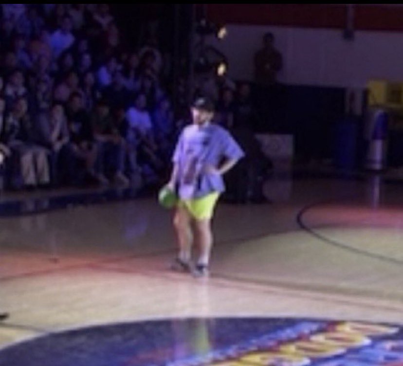 toxicsap's tweet image. leader of the sassy man apocalypse