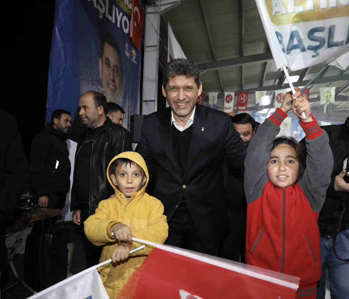 alicetin_07's tweet photo. Baba ocağı, memleketim Karaöz’de Milletvekilimiz Mustafa Köse (@avmustafakose ) ile hemşehrilerimizle buluştuk. 

Karaöz Büyükşehir’de Hakan Tütüncü (@HTutuncu ) , Aksu’da Durmuş Kaan Şahin (@durmuskaansahin ) diyor. Hemşehrilerime teşekkür ediyorum. https://t.co/YqqW5tyZi6