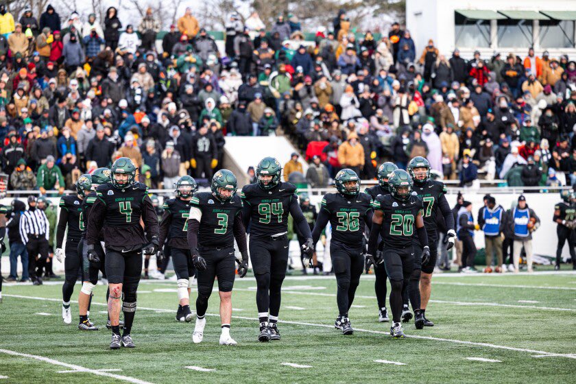 After a great visit @BSUBeaversFB I’m blessed to receive an offer from the University of Bemidji State!! Thank you @CoachCareyDL @CoachFord_DC @CoachBolte for giving me the opportunity!!! @SLPPantherFB