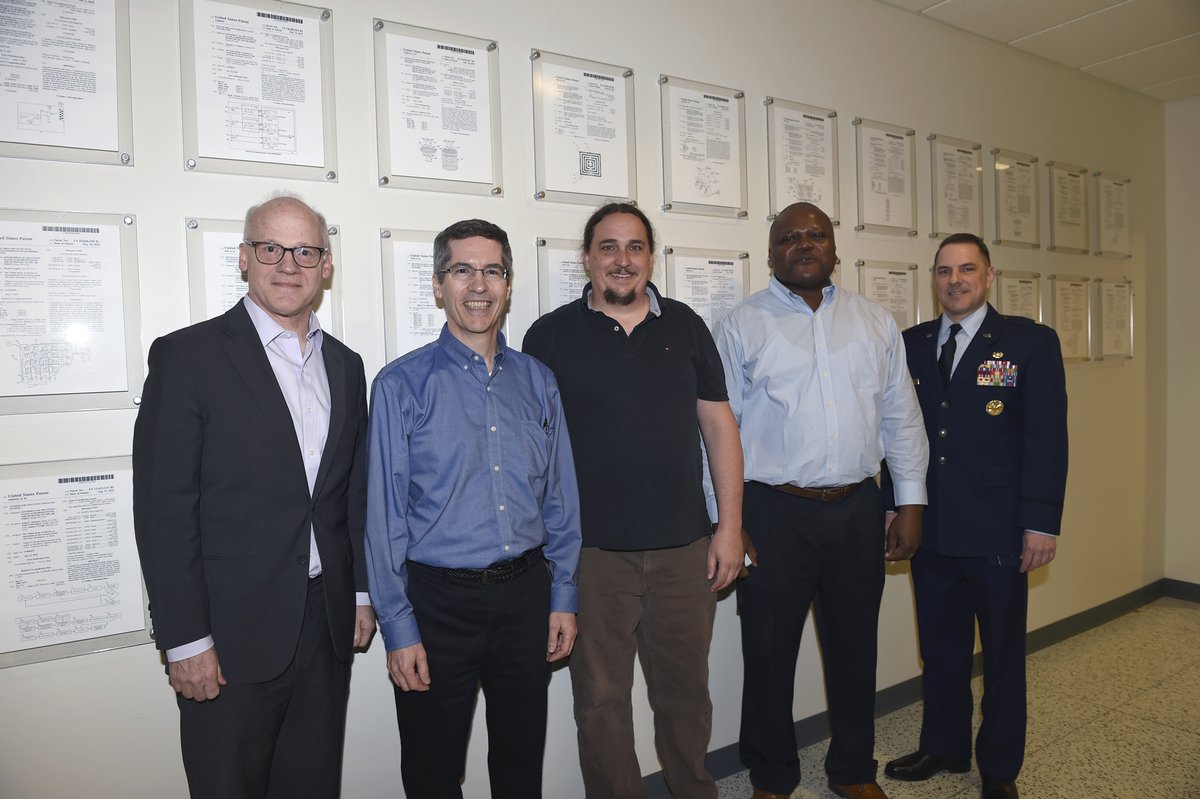 AFResearchLab's tweet photo. Our Information Directorate recently dedicated a new portion of the Patent Wall displaying twenty-seven additional patents issued by the U.S. Patents Trademark Office!

The patents reflect inventions by USAF employees and mission partners in C4I technology areas.

#AFReserachLab https://t.co/qYAMd5YwmF