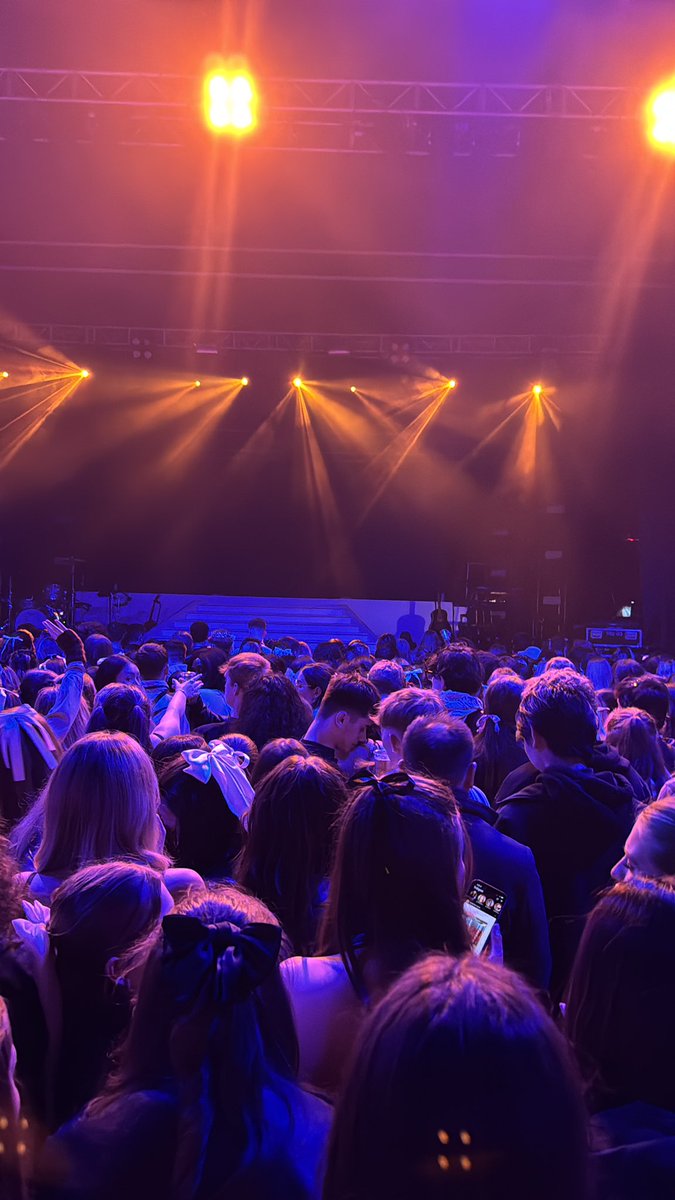 soph4simpson's tweet image. @madisonbeer #o2academybirmingham #SpinninTour