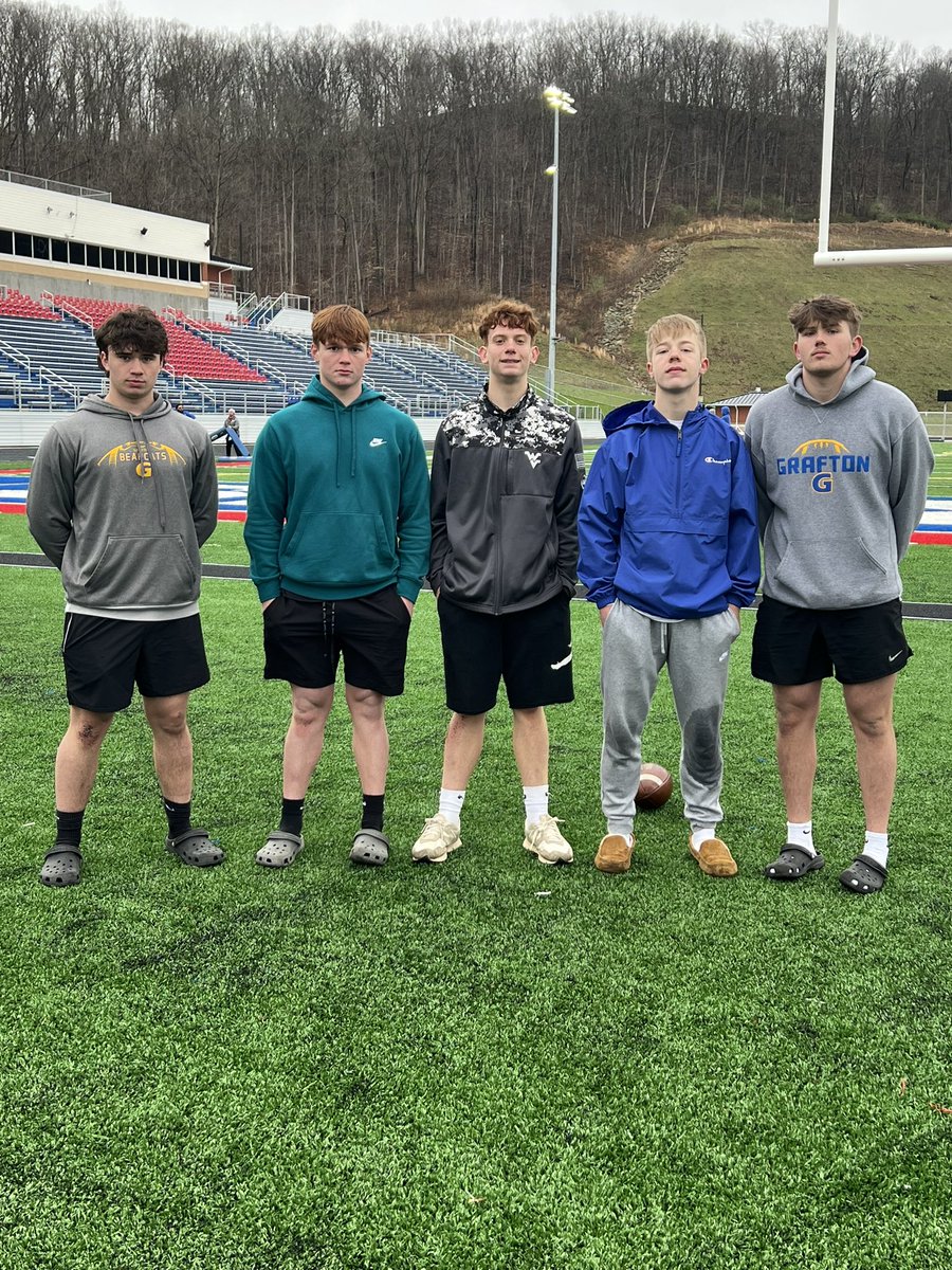 Good group of Bearcats and future Bearcats competing today at the Southern Summit. Thanks to @CoalfieldsCo for holding the event and thanks to @HHHuskiesFB for hosting. Amazing facilities.