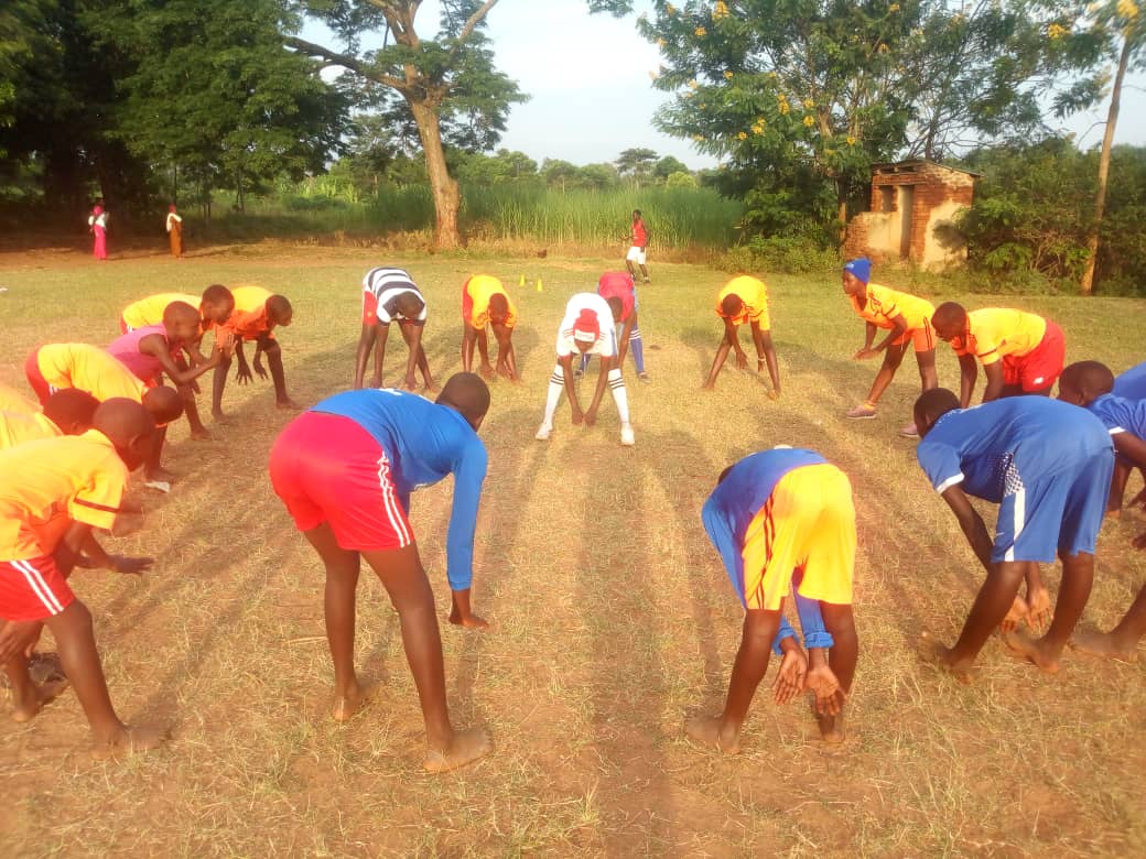 eduballug's tweet photo. Cheer's to the hustle, the sweat, and the endless growth! Our Eduball girls have been on a mission this week, from dribbling drills to passing precision, they're honing their skills with determination and teamwork.@Huracanfclondon @ #Footballandeducation #sportsforDevelopment https://t.co/WS1yjU5RTN