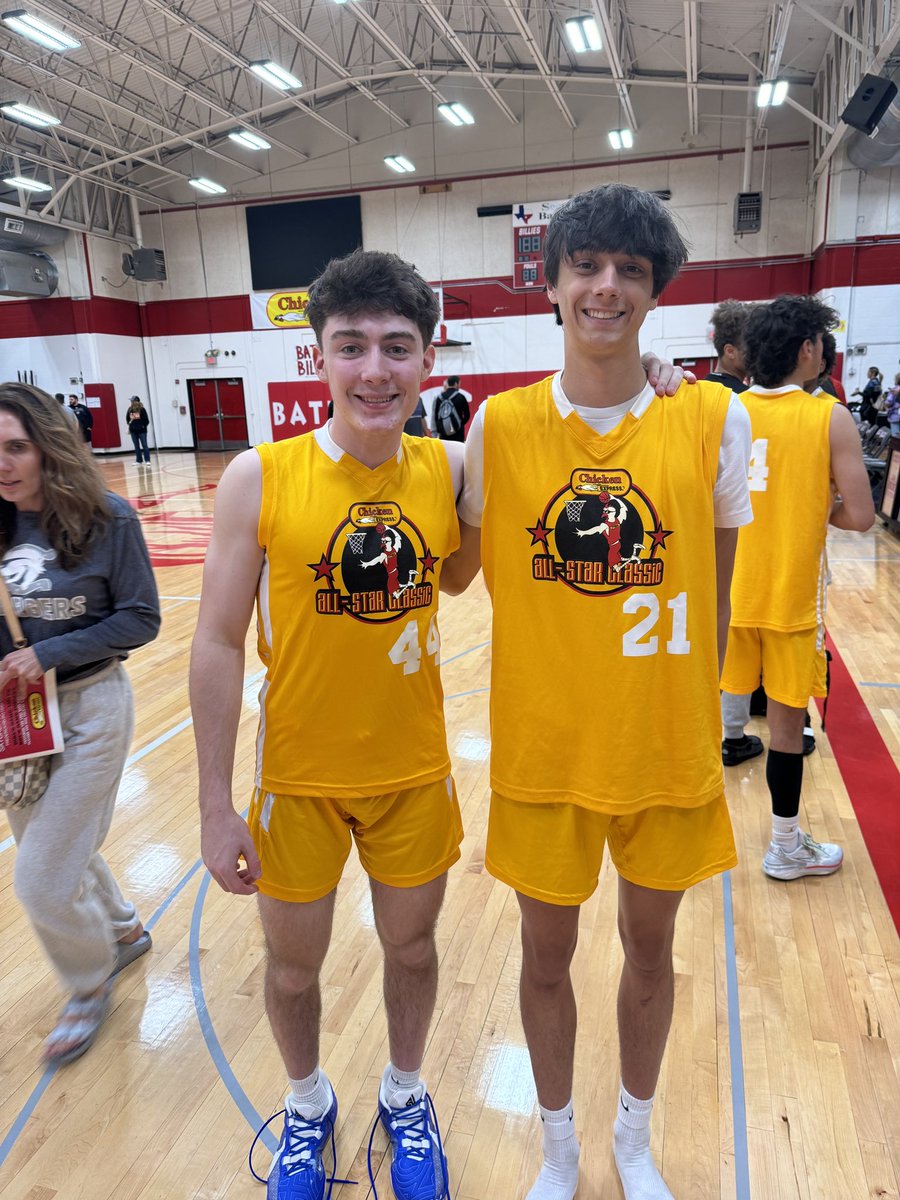 These two Chargers led the way in their All-Star game win today in a shootout 149-103.  Proud of both of you! 🏀 4:1