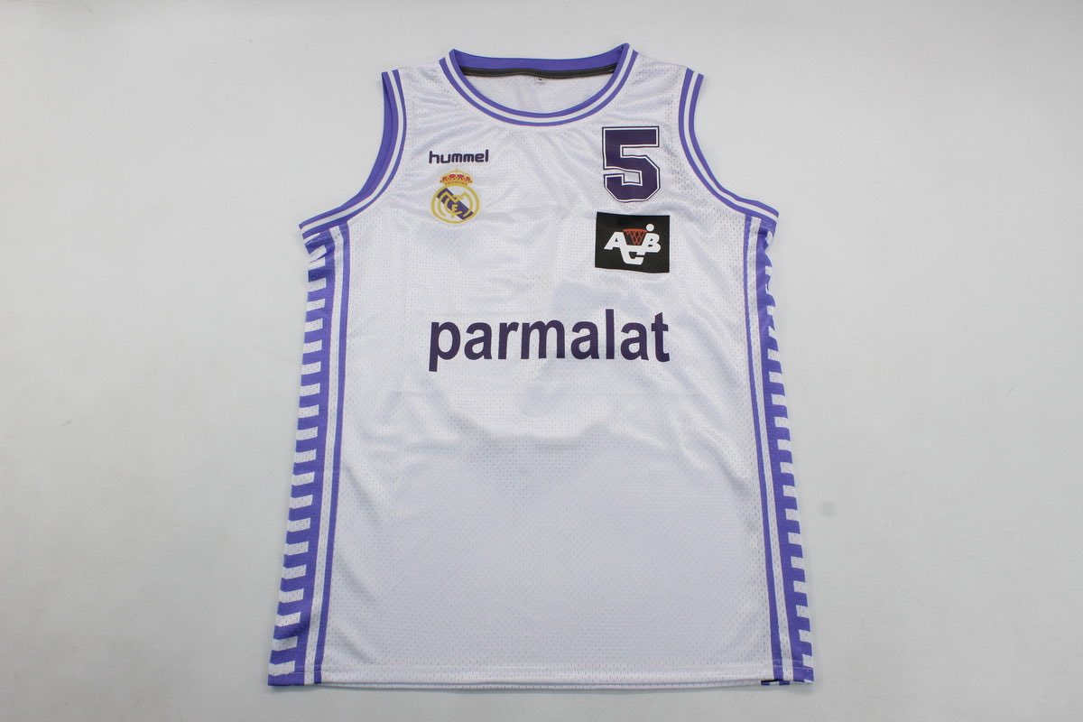 PasionBasketNBA's tweet photo. 💥 SORTEO INTERNACIONAL CAMISETA A ELEGIR 💥

Para participar:

➡️ Da RT a este tweet

➡️ Sigue a @PasionBasketNBA y a @Ctinfo_17 

El ganador se anunciará el 06/04/24, elegirá uno de estos modelos y también la talla que desee

🍀 ¡MUCHA SUERTE A TODOS! 🍀 https://t.co/bCelI78tHp