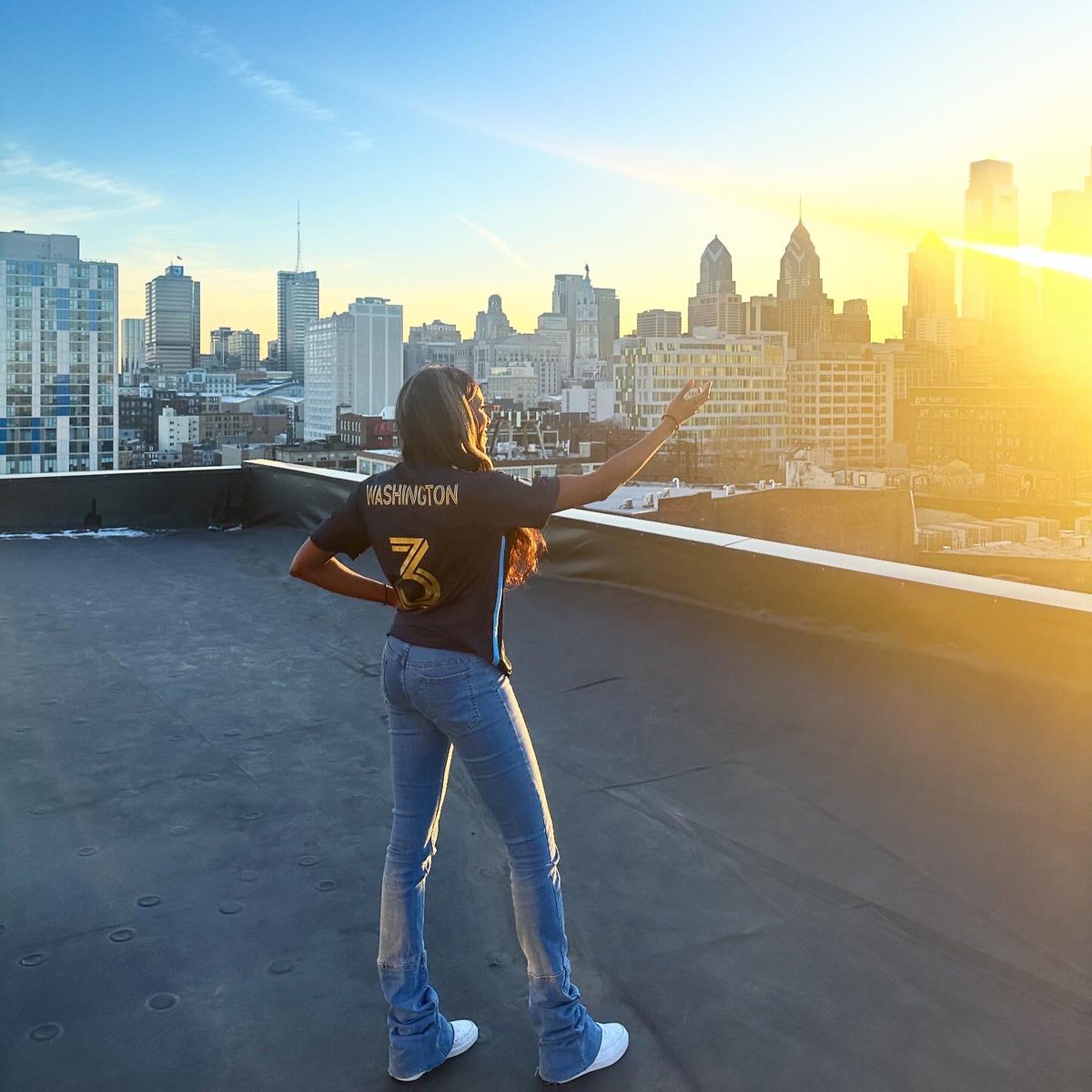 Manifesting big wins this season 🗣️🗣️ 
:
Happy Game Day!!! 💪🏾⚽️ #Doop 
:
:
#mls #womeninsports #soccer #soccerlife #gameday #rpw #reneepwashington #positivevibesonly #plantednotburied #inspiration #winning #wins #motivation #model #city #philly #views #majorleaguesoccer #sports