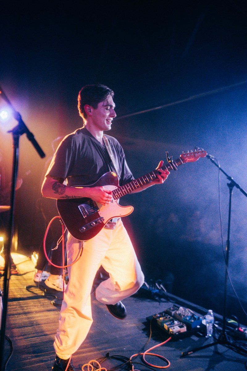 arm’s length tweet media