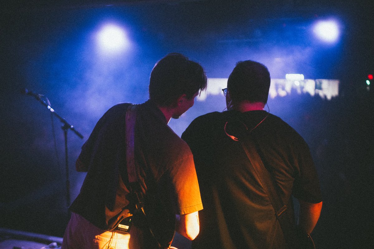 arm’s length tweet media