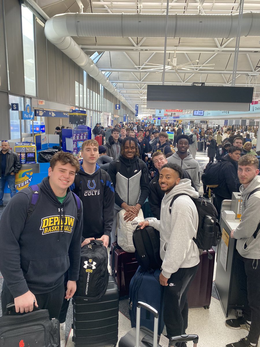 Our journey begins!!! 9 days and 7 nights in 🇪🇸 Spain!! Madrid and Barcelona - here we come!!! First stop - Chicago and O’Hare International Airport. #TigerPride #TeamDePauw