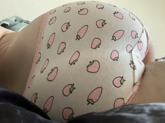 It&rsquo;s so nice when someone gets me gifts 😘 https://t.co/bNNYPGdGXL<a href="/tag/mvsales"class="tags"><span>#mvsales</span></a>