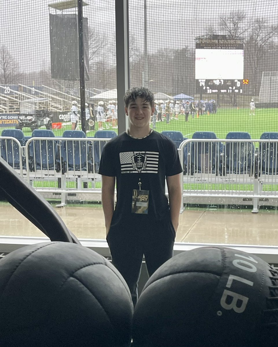 Amazing time @BryantUFootball today! Thank you @CoachSielawa and @CMerrittMT for the tours and great hospitality! @DanOrnerKicking @CoachCiocci