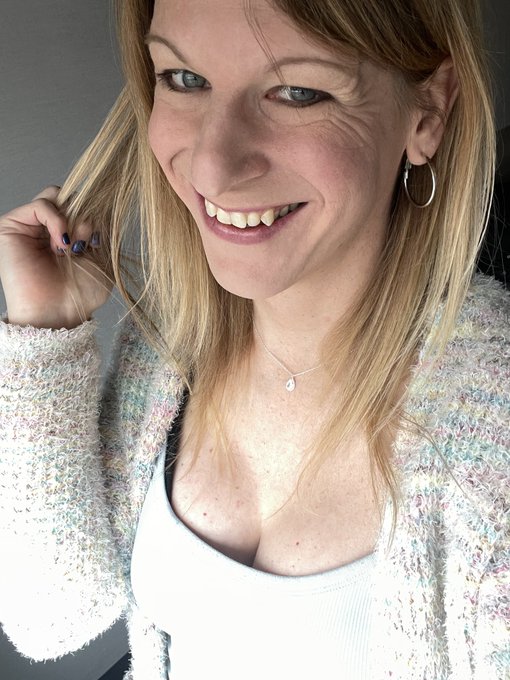 Heading to see the Big Damn Band tonight in Columbus @bigdamnband https://t.co/zzxIa29Ixe<a href="/tag/mvsales"class="tags"><span>#mvsales</span></a>