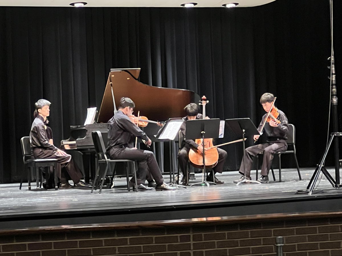 Congratulations to the LP Quintet from Clements HS for their incredible performance at today’s UIL State Chamber Music Contest. Bravo!! @FortBendISD @CHS_Rangers @ClementsOrch