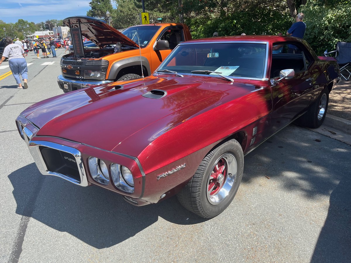 #caroftheday 1969 Pontiac Firebird V8, automatic. I took this photo at the Memorial Auto Show in Liverpool, Nova Scotia 2023 #carguycalvin