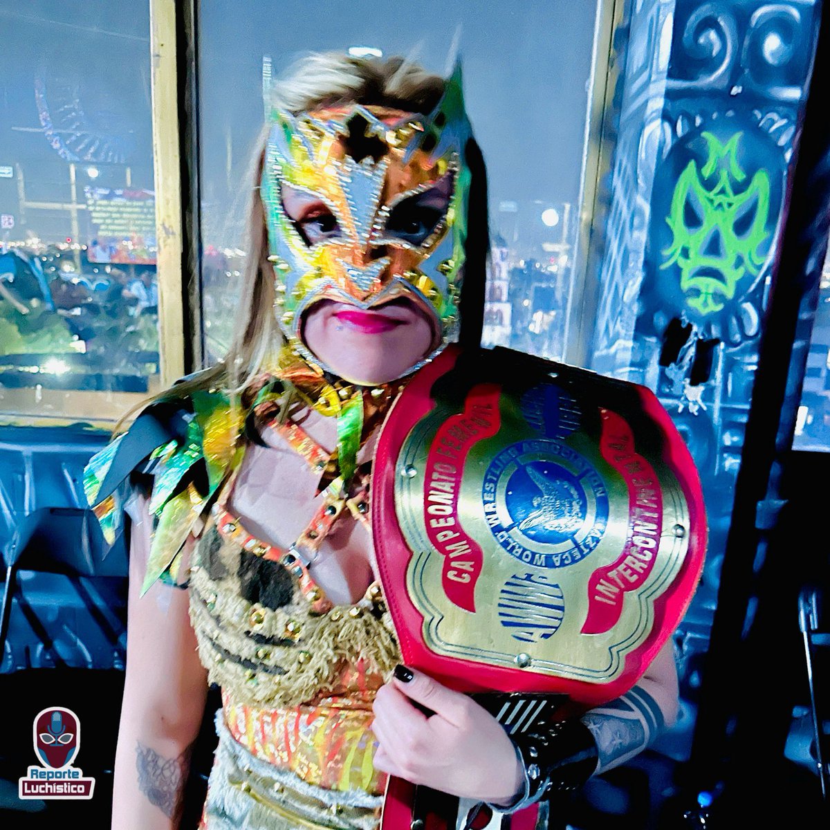 RLuchistico's tweet image. #Keyra gana el CAMPEONATO INTERCONTINENTAL FEMENIL AWWA ante #Lolita y #Bengalee en Oasis por parte de Lucha Libre Mx redondeando una magna función fenenil