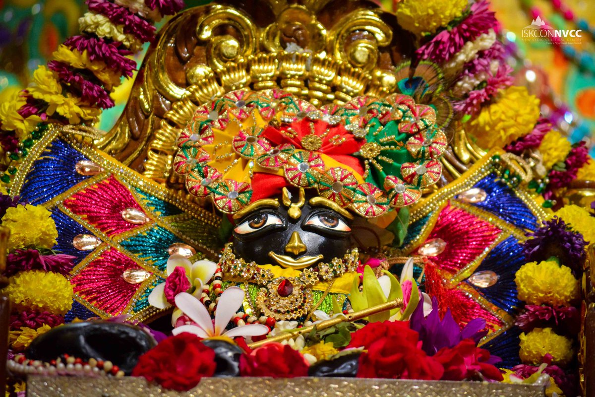 ISKCONPune's tweet photo. 🙏🏽Today's Darshan 📿 🗓24-03-2024🙏
🌷Sri Sri Jagannath Baldev Subhadra🌷
🚩@ISKCONNVCCPune🚩
.
.
#24thmarch #24thmarch2024 #ISKCONNVCC
#ISKCONPune #ISKCON #ISKCONNVCCPune #PUNE
#DailyDarshan #Sunday #bestphoto #BestPhotography
#jaishreeram #nvcc #radhavrindavanchandra https://t.co/JwkE9PlVfW