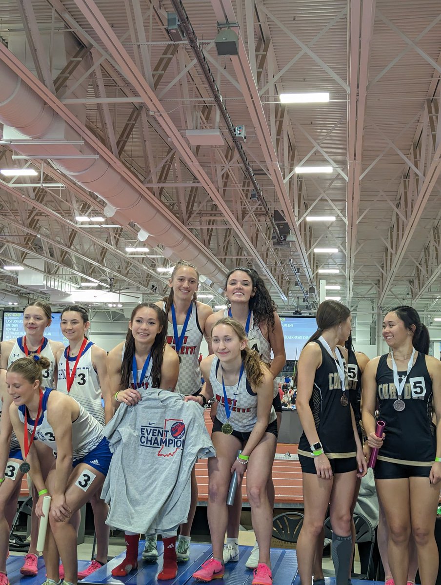 Congrats to our athletes that competed in the Hoosier State Relays today! 

The girls had an incredible finish to the meet with a champion 4x400 relay team of Joselyn Jundos, Henny Schminke, Molly Andrew, and Charlotte Simpson. The girls placed 3rd overall in the team scoring