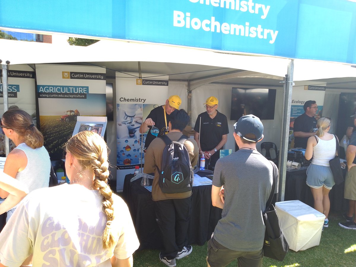 Thanks to Simone Ciampi, Alan Payne, Mauro Mocerino and Alexandra Yeung for their great effort @ the open day showcasing the importance and the career opportunities of studying chemistry and biochemistry @Curtin