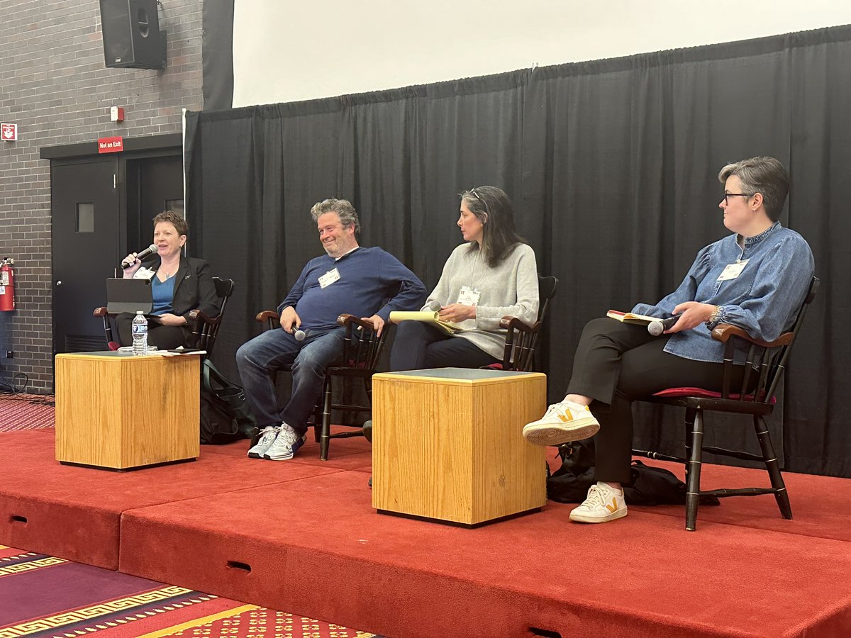 This fab final @narrativeBU panel gathered @JessicaDuLong, Richard Abate, Joy Tutela & @VonCleland to pull back the curtain on the literary agent's world. I think this was the best, most frank, human & refreshing advice I've heard on the process. Ready to query. Almost ;)