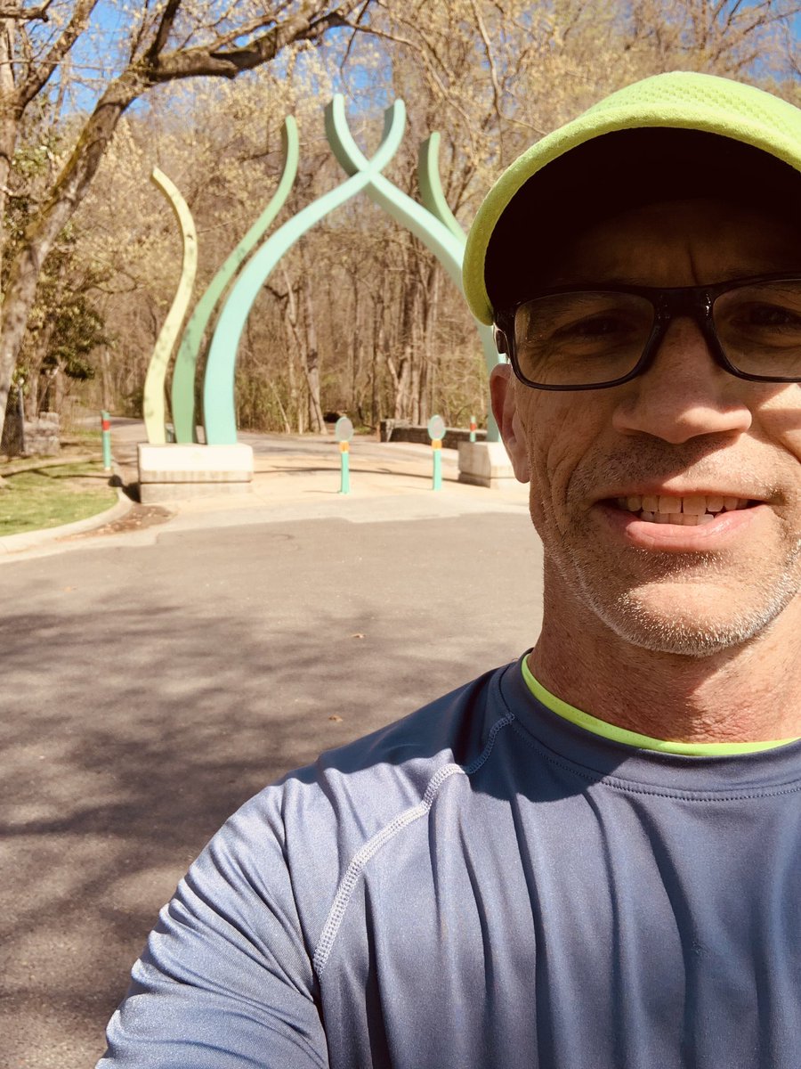 StrideCoachRA45's tweet photo. 6 miles in Overton Park. #memphis #running #runninginmemphis #letsgo! https://t.co/xlWyScFoil