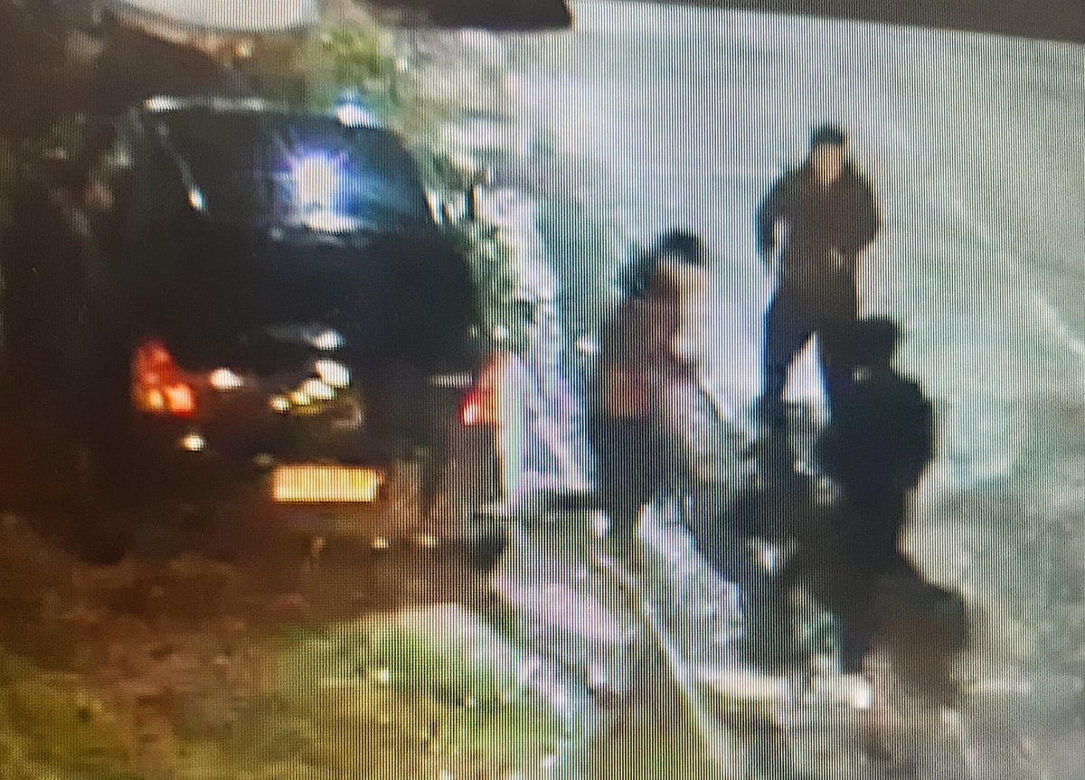 Joven de 18 años Colombiano, se entregó a carabineros de #puertoaysen , después de dar muerte a joven de 17 años en la madrugada de hoy.