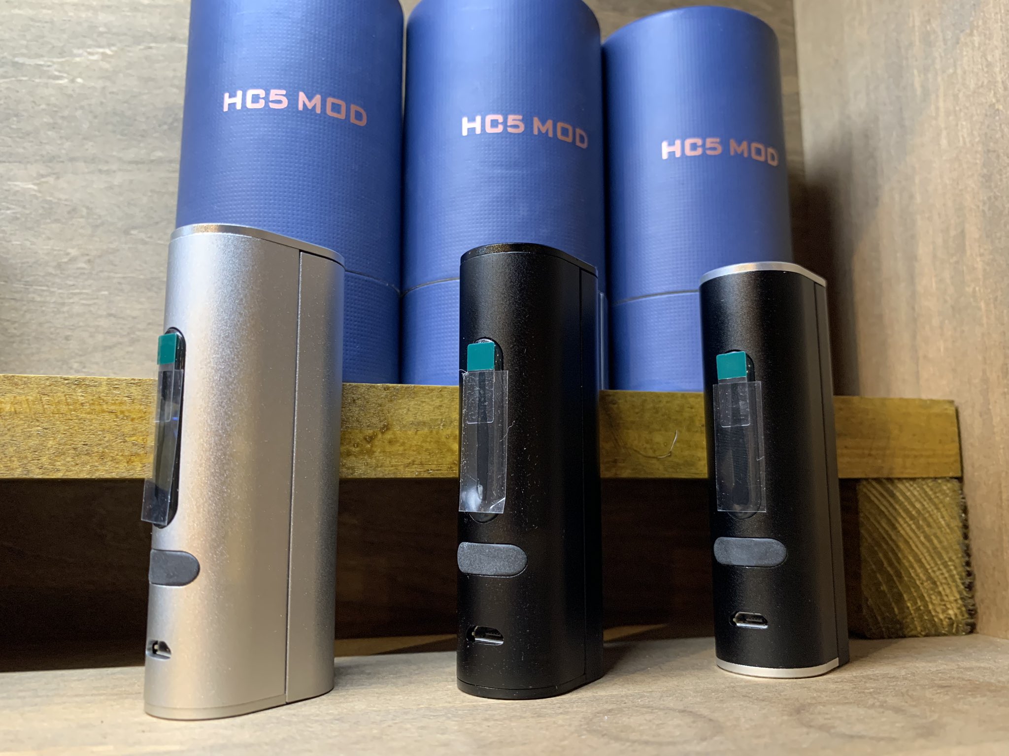 vape Pico レザースリーブ / Rad customs Rad CustomsさんにiStick Picoの超かっこいいカスタムレザー