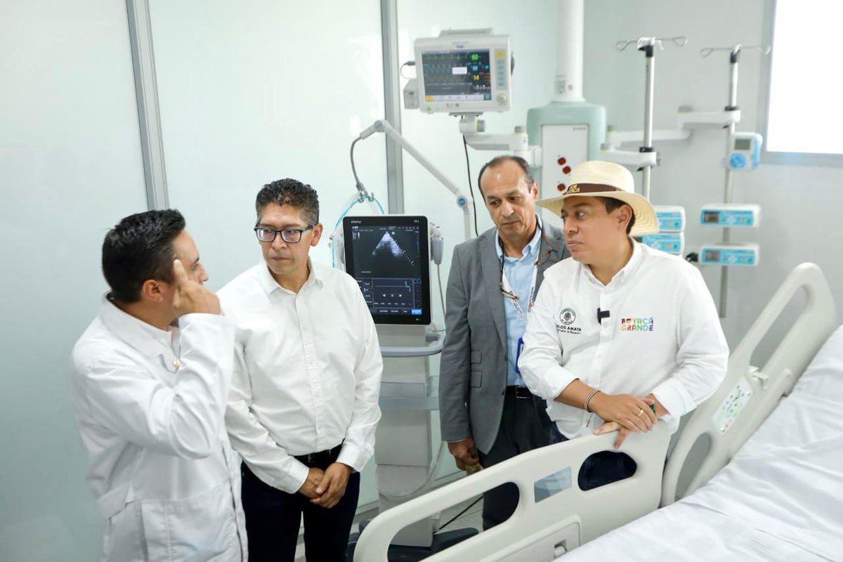 El gobernador @CarlosAmayaR inauguró la Unidad de Cuidados Intensivos Luis Armando Contreras, en el Hospital Regional de #Moniquirá. Fueron $8.600 millones invertidos, donde el Gobierno de Boyacá, aportó $5.000 millones, que asegurará servicios de calidad.