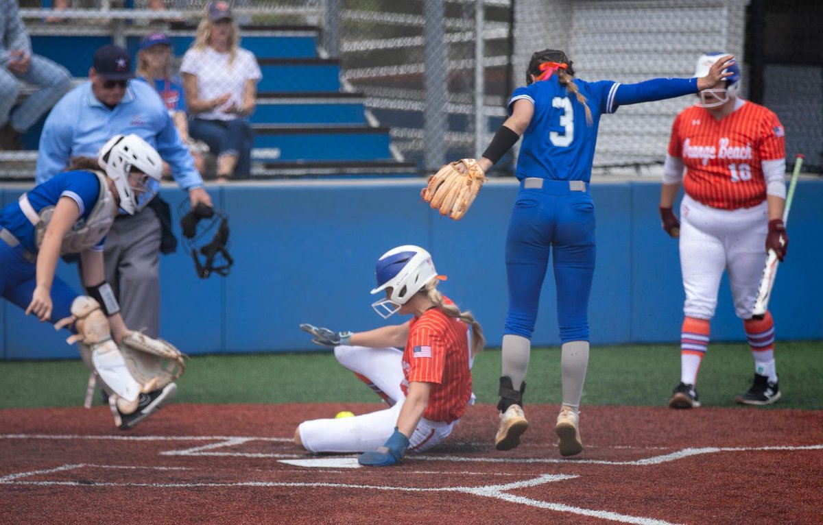 Top shots from Saturday action in Orange Beach at the Makos’ Pot O’ Gold Tournament! KG Favors brought the heat and the lineup delivered the firepower as No. 5 Orange Beach extended its win streak. Follow on IG and FB for more! #ALHSSoftball
📸: Cole McNanna / Gulf Coast Media