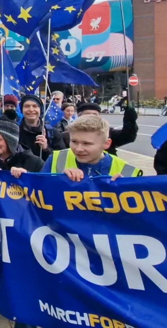 Meet the young stars who led National Rejoin March in Liverpool today, just 22, 17 and 16 years old.

Too young to vote in 2016 and now fighting for our country's future back in the EU!

Our future is in very good hands! 😍🇪🇺
#DayForRejoin