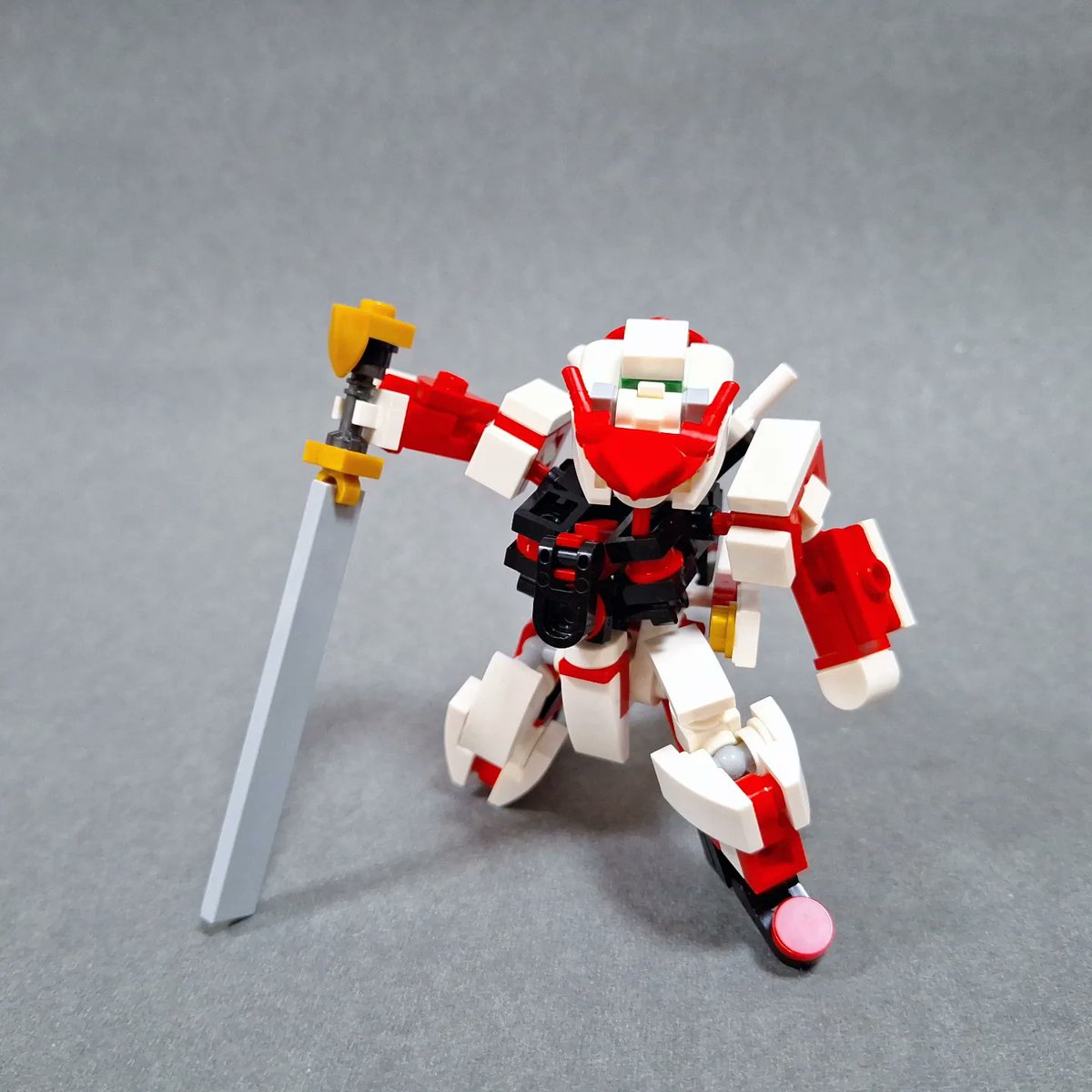 Gundam Astray Red Frame

#Astray #RedFrame #Seed
#Lego #LBHK #LegendBricks #legomoc #Legoafol #Legocommunity #microbuild #Legophoto #legomech #mobilesuit #mech #gundam #ガンダム #高達 #Le9