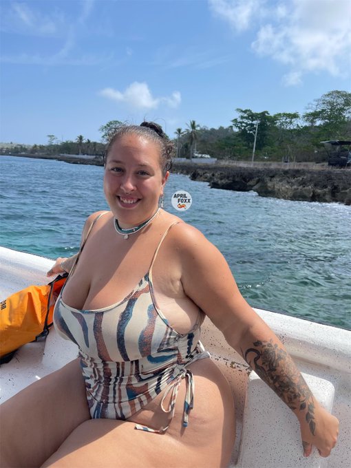 island living ??️ https://t.co/RmUsetskCT
