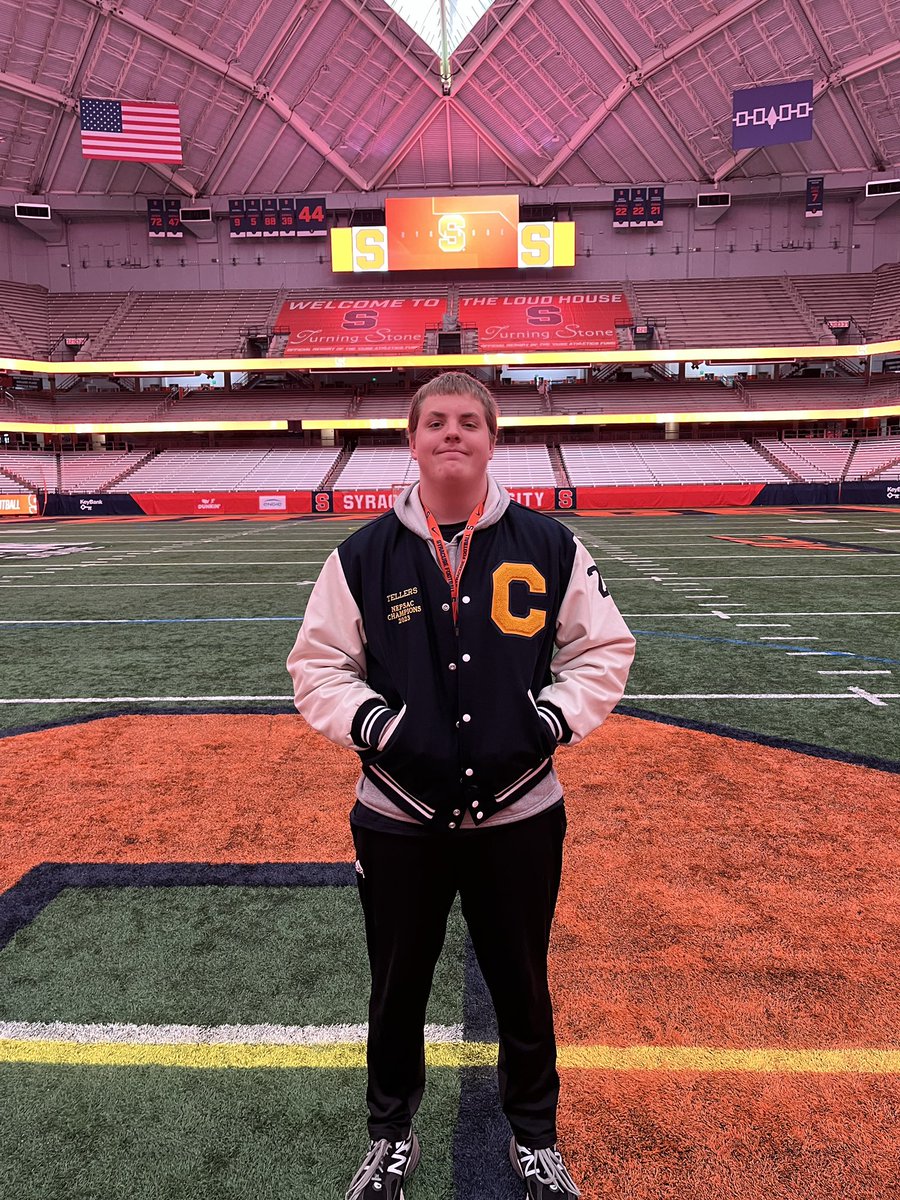 Had a great time today @CuseFootball. Thank you to the coaches for a great visit, can’t wait to be back! @drwilliams131 @CoachDScott1 @CoachGuard_ @allpraisesdue7 @AlexKellyCuse @CoachNunz @coach_spinnato @CRHFootball @BigManAcademy1