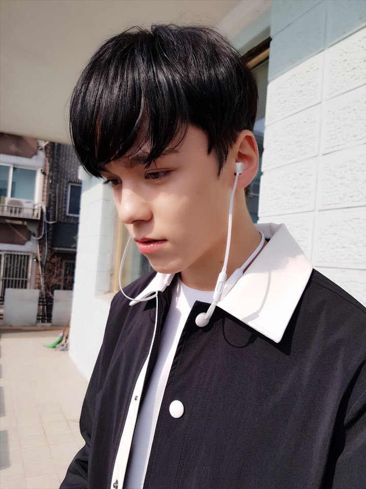 버논 on this day tweet media