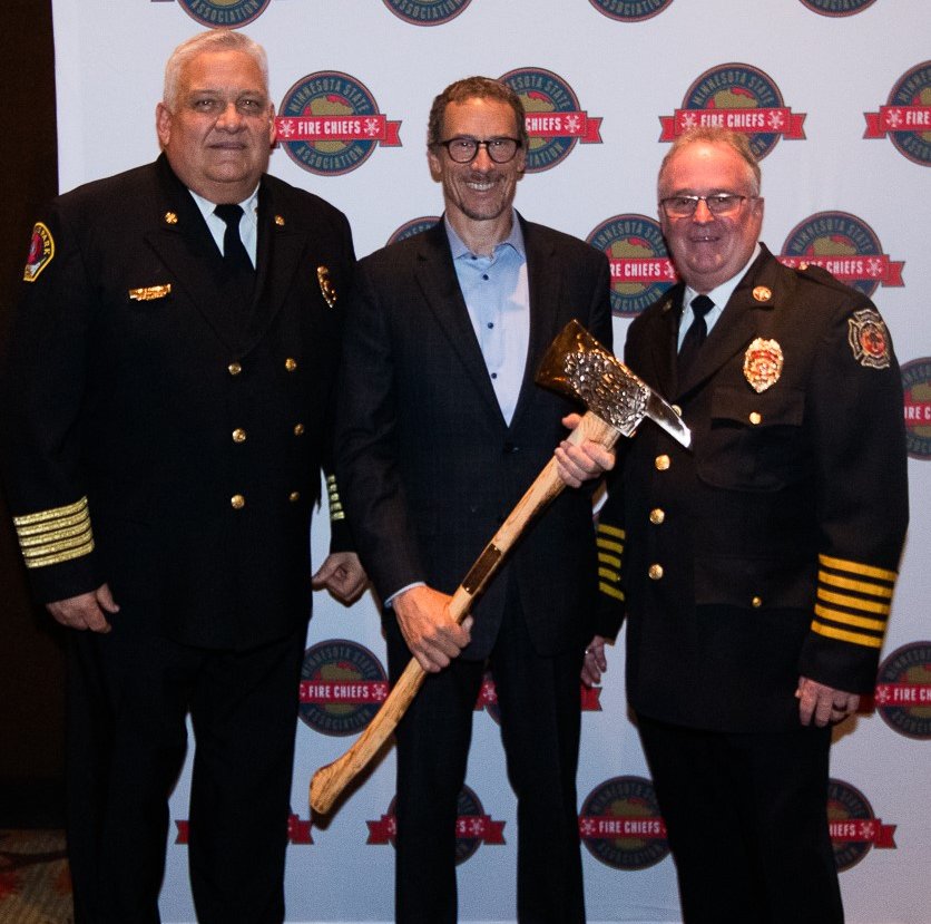 I was honored to be recognized by @MN_FireChiefs for the work we did last session advancing the interests of our brave fire service. Pictured with me are St. Louis Park Fire Chief Steve Koering @SKoering and Hopkins Fire Chief Dale Specken @dspecken1.