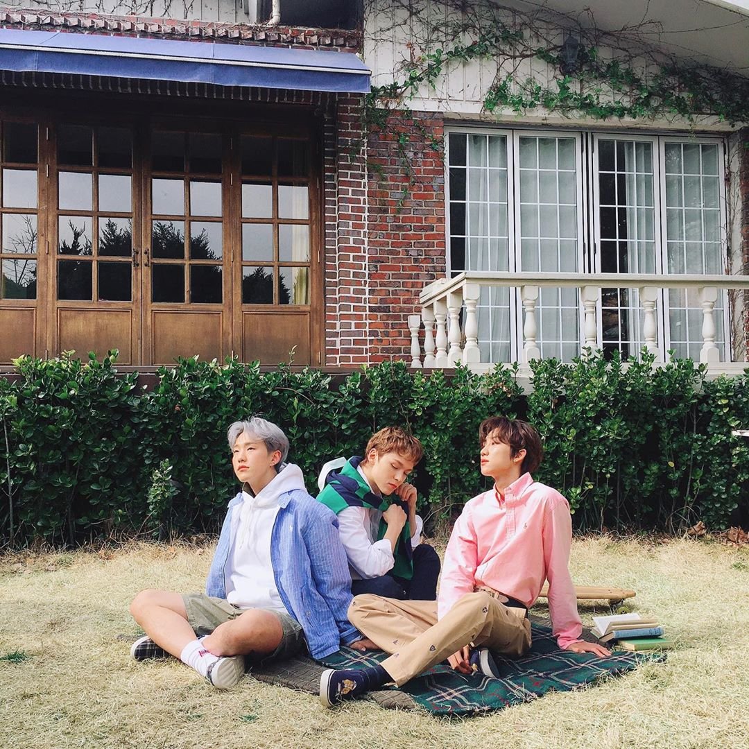 버논 on this day tweet media