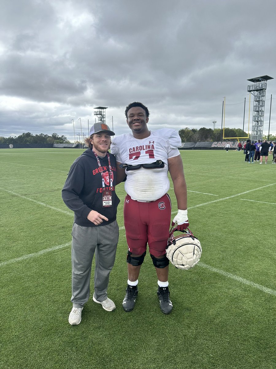 Thanks to @CoachSBeamer and the rest of the @GamecockFB staff for a great clinic! Extremely proud of these young men at well who are playing at the next level!