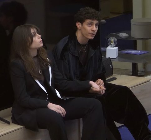 manuuxhs's tweet photo. kumo fatto fuori alla prima puntata totalmente inaccettabile, questa è una delle eliminazioni più ingiuste della storia di amici
NON TI HANNO MAI MERITATO #amici23 https://t.co/YwUhG2NMuD
