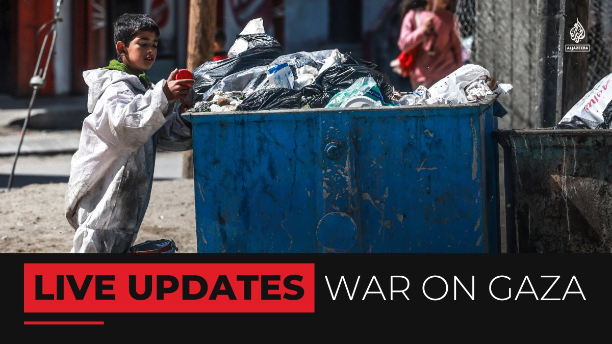 AloneZyan's tweet image. #freepalestinian
#hungerfree 
आज हम लोग ऐसे जी रहे हैं, जैसे हमे लगता ही नहीं हैं की मरना हैं इंसानियत हमें लगता कि खत्म हो गई हैं प्लेस्टीन के लोगो को पहले तो बॉम से मारा गया और अब भूख से मारा जा रहा है