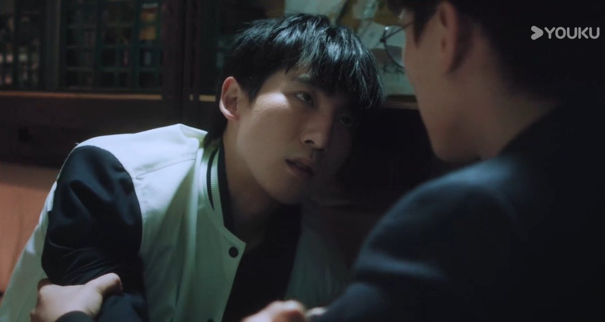 Dramas4thewin's tweet photo. The emotional exhaustion in #UnknownTheSeriesEP6 is profound. Avoiding goodbyes seems simpler than facing unspoken truths, but the tired goes both ways. It's heart-wrenching to witness. #UnknownTheSeries is an immersive experience. I felt every ounce of weariness. #關於未知的我們 https://t.co/3pEfVQrn5r