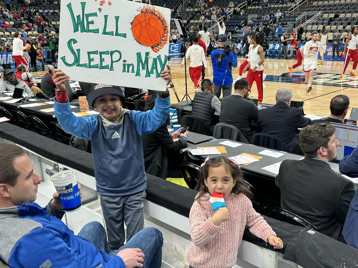 Who cares about bedtime when #MarchMadness is in town?! 🏀 @CBSSportsCBB @NFLonCBS